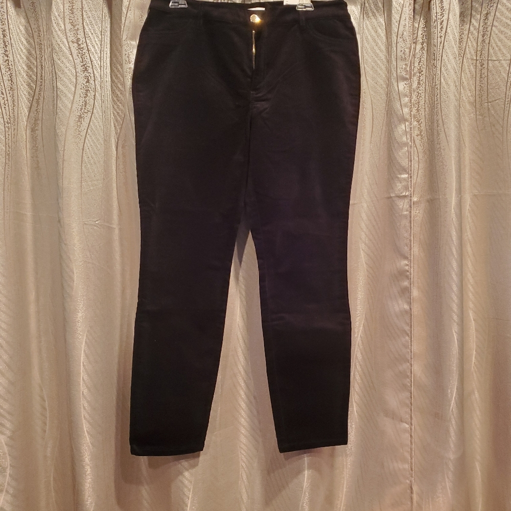 Brand New Ellen Tracy Skinny Corduroy pants